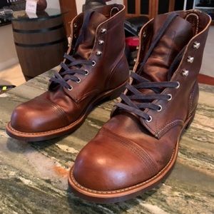 Like new Red Wings Iron Ranger men’s boots.